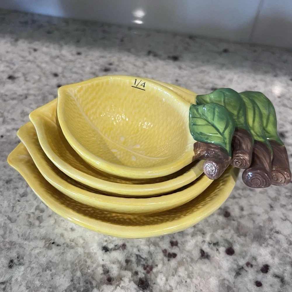 RARE! SUR LA TABLE Lemon Shape Ceramic Nesting Measuring Cups (Set of 4) Mint